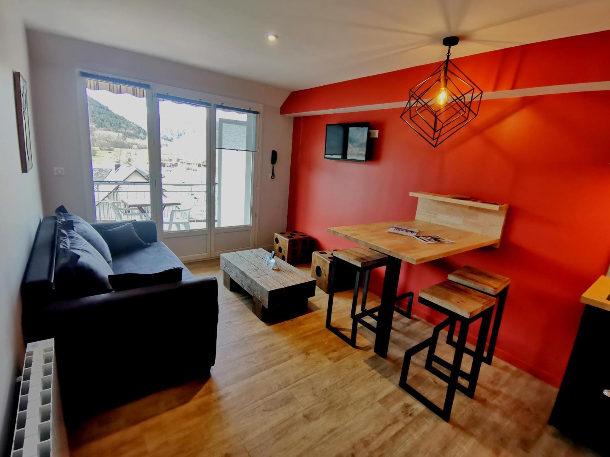 Logis Hotel Le Beau Site Chambon-sur-Lac Bagian luar foto